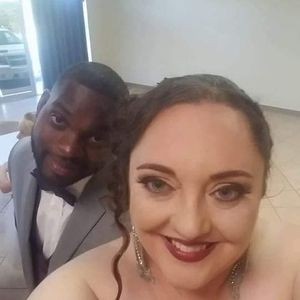 Meet your Posher, Becca